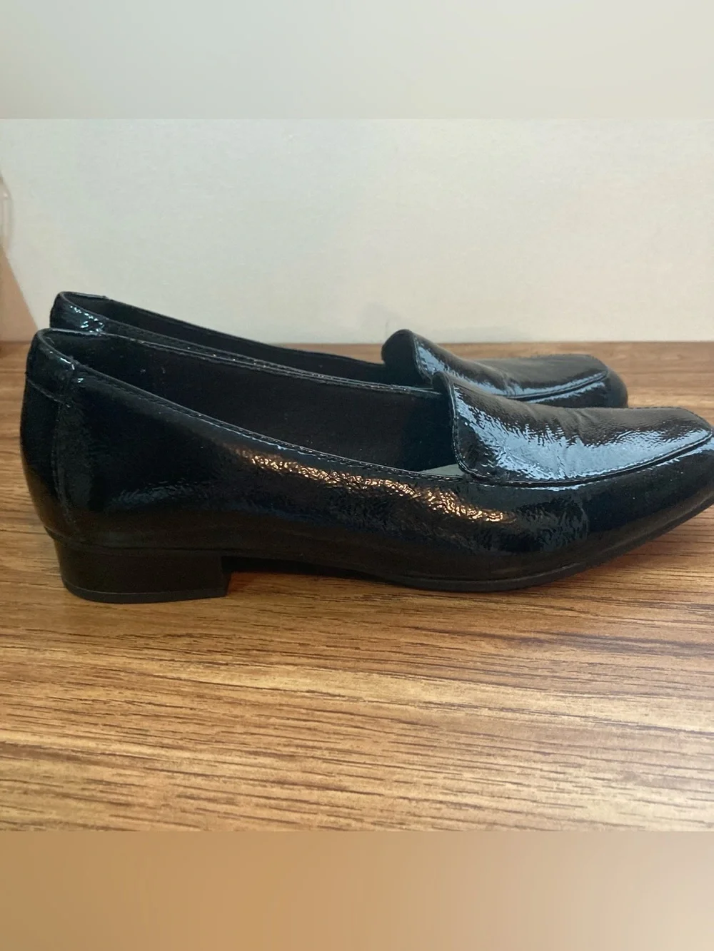 Clarks Glossy Black Shoes 7
